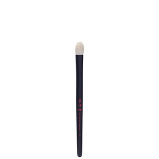 Takumi Series T-7 Medium Eye Shadow Brush