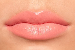 Juicy Fruit: The Grapefruit Lipstick Review