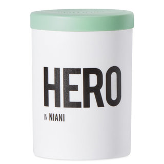 Hero in Niani - Amber & Patchouli