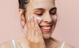 We Break Down the Buzzy Ways to Moisturize Dry Skin